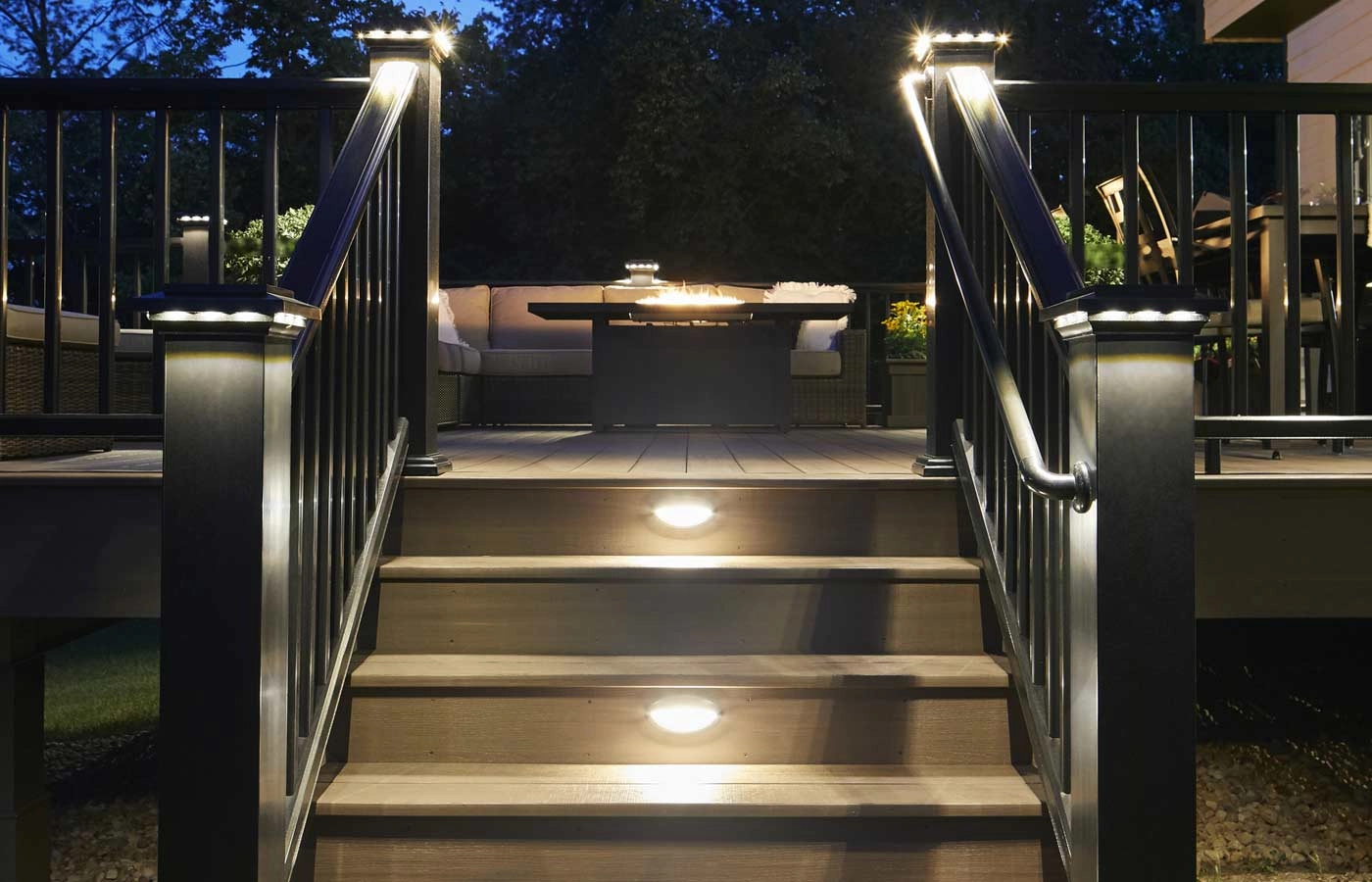 Sk tmb american walnut chicago landmark decking