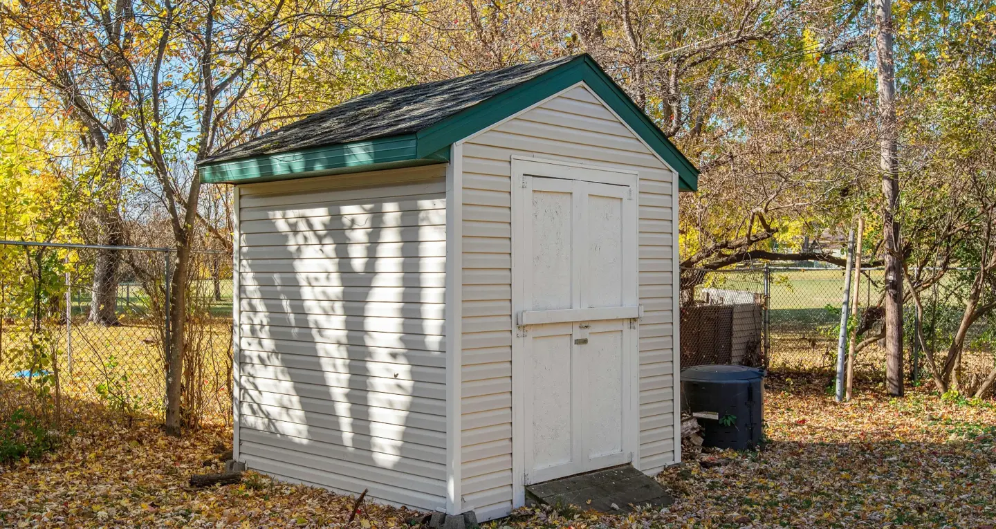 Stock shed design